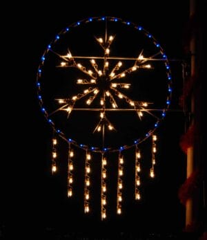 5' Silhouette Icicle Wreath Pole Mount Holiday Light Display