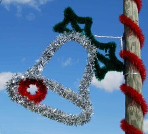 6' Garland Bell With Holly Leaves Pole Mount Holiday Light Display