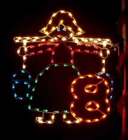 5' Twelve Days Of Christmas - Day 8 Holiday Light Display