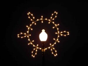 6' Lamppost Teardrop Snowflake Holiday Light Display