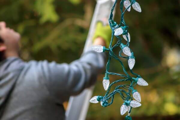Holiday Lighting Installers