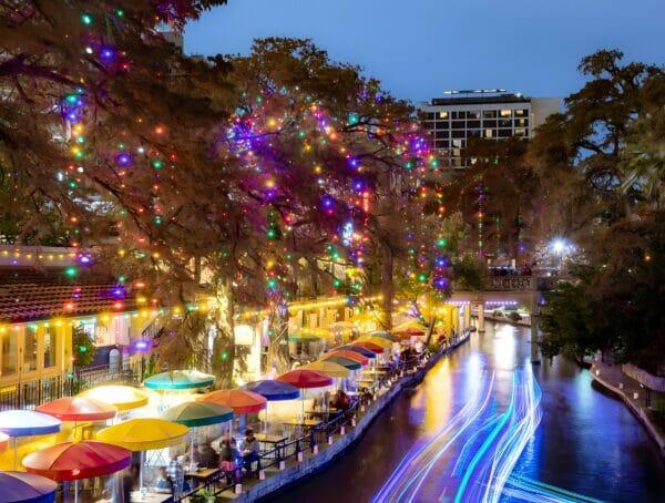 How To Decorate Your Storefront