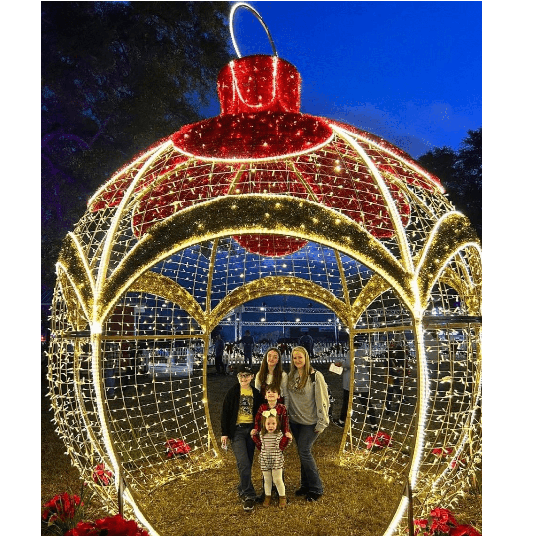 Immersive Christmas Decor in Kansas City